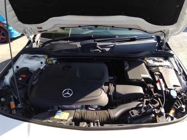 CLAクラス CLA250 4マチック キーレス ナビ 18アルミホイール エアバッグ オートマ ディーラー車 フル装備 HIDヘッドライト ETC バックカメラ スマートキー(15枚目)