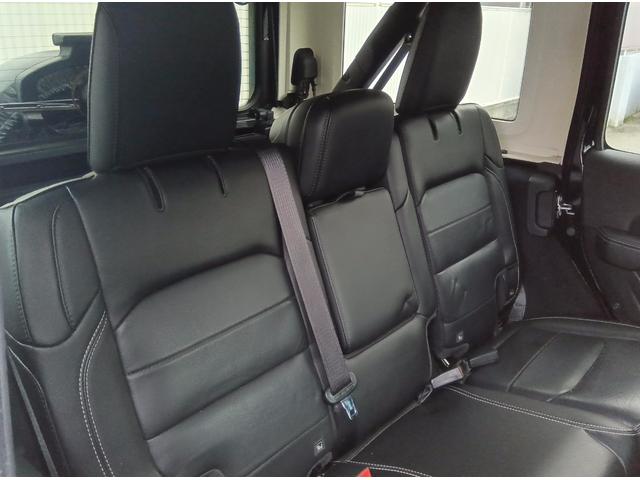 ジープ・ラングラーアンリミテッド サハラ ワンオーナー ブラックレザーシート AppleCarplay/AndroidAuto対応純正ナビTV フロント/サイド/バックカメラ 追従式クルコン 純正18インチアルミ シート&ステアリングヒーター(15枚目)