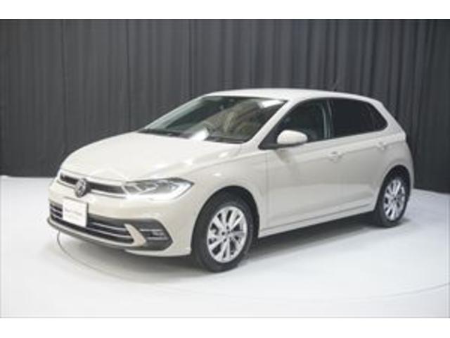 ポロ TSIスタイル ナビゲーション バックカメラ ETC アルミホイール ACC LEDヘッドライト オートエアコン(5枚目)