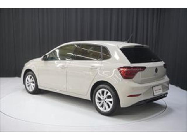 ポロ TSIスタイル ナビゲーション バックカメラ ETC アルミホイール ACC LEDヘッドライト オートエアコン(6枚目)