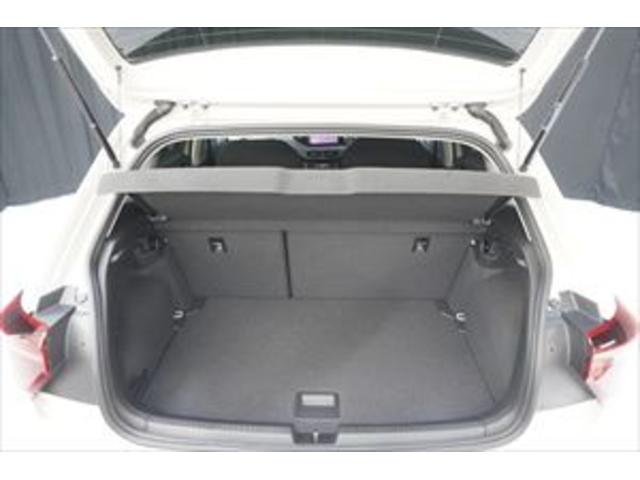 ポロ TSIスタイル ナビゲーション バックカメラ ETC アルミホイール ACC LEDヘッドライト オートエアコン(13枚目)