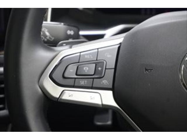 ポロ TSIスタイル ナビゲーション バックカメラ ETC アルミホイール ACC LEDヘッドライト オートエアコン(18枚目)