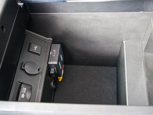 アルファード 2.5S Cパッケージ モデリスタエアロ/デジタルインナーミラー/ITSConnect/フリップダウンモニター/アップルカープレイ/ドライブレコーダー/18インチアルミホイール(45枚目)