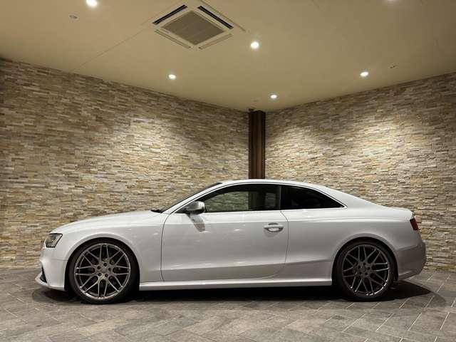 アウディ ＲＳ５