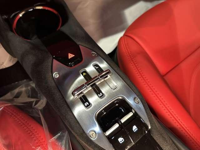 ２９６ＧＴＢ 　Ｆ１　ＤＣＴ　フロントリフター　エンジンカバーカーボン（23枚目）