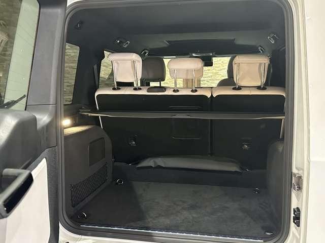 Ｇクラス Ｇ４００ｄ　ＡＭＧライン　ディーゼルターボ　４ＷＤ　内装ホワイト　アダプティブダンピングシステム　ラグジュアリーパッケージ　ボディ同色スペアタイヤリング（33枚目）