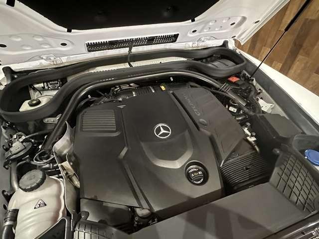 Ｇクラス Ｇ４００ｄ　ＡＭＧライン　ディーゼルターボ　４ＷＤ　内装ホワイト　アダプティブダンピングシステム　ラグジュアリーパッケージ　ボディ同色スペアタイヤリング（35枚目）