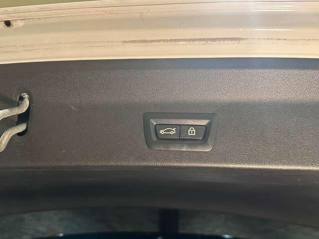 Ｘ３ ｘＤｒｉｖｅ　２０ｄ　Ｍスポーツハイラインパッケージ　４ＷＤ　レザーインテリア　モカヴェーネスカレザー　セレクトパッケージ　ピアノフィニッシュブラックインテリア（32枚目）