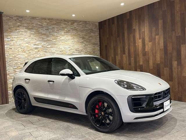 マカン マカンＧＴＳ　ＰＤＫ　４ＷＤ（4枚目）