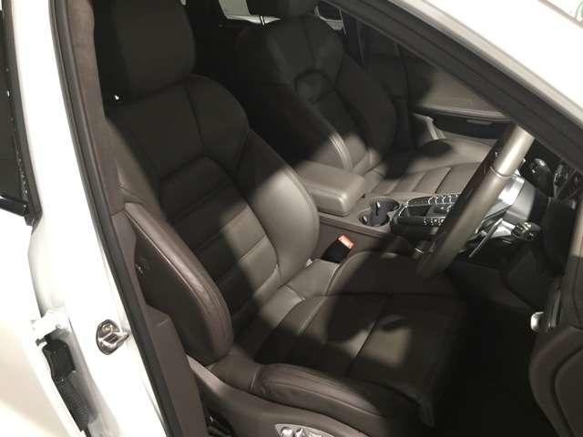 ターボ PDK 4WD ホワイト(6枚目)