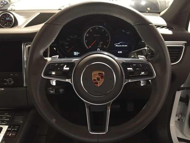 ターボ PDK 4WD ホワイト(10枚目)