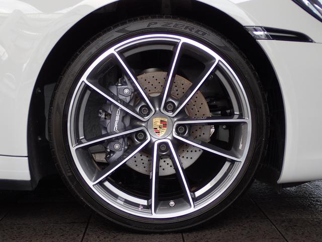 911 カレラ スポーツエキゾースト・マトリクスLED・電動ガラスサンルーフ・スポクロPKG・ヒーター付GTステア・OP20/21AW・OPテールライト・レーンチェンジ・エンボス加工ヘッドレスト・パワステ+(8枚目)