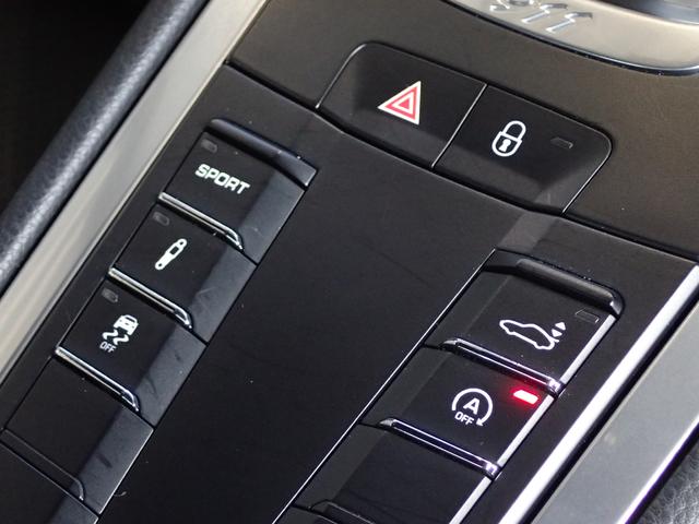 911 911カレラ PDLSライト・左右シートヒーター・GTスポーツステア・エントリー&ドライブ・レーンチェンジ・エンボス加工ヘッドレスト・電格ミラー・パークアシスト付Bカメラ(14枚目)