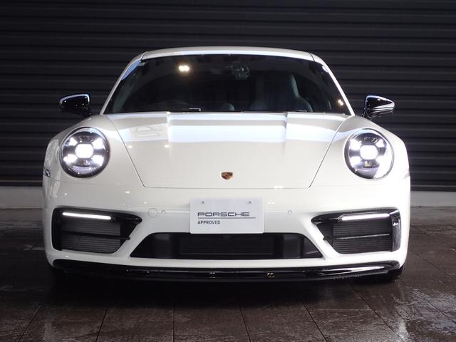 911 911カレラ4GTS レザーインテリア(クレヨンステッチ入)・PDLS+付LEDライト・シートクーラー・エクステリアPKG・レザーGTステア・パワステ+・クレヨンシートベルト・ハイグロスブラックサイドウィンドウトリム(2枚目)