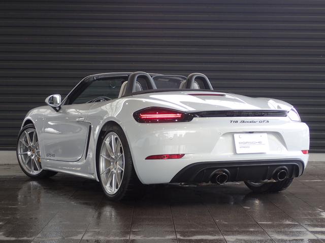 �R���o�[�`�u���\�t�g�g�b�v�i�u���b�N�j