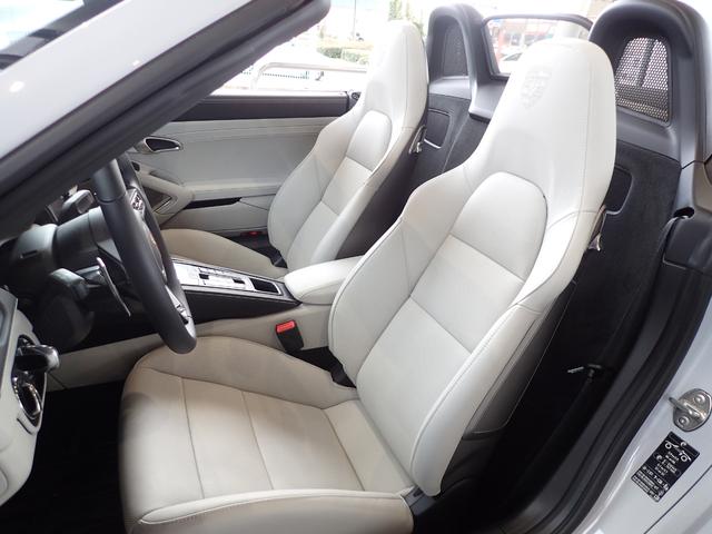 �I�v�V�����F�Q�g�[���R���r�l�[�V�����̃��U�[�C���e���A�i�u���b�N�^�N�������j