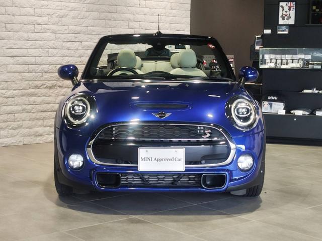 ＭＩＮＩ クーパーＳ　コンバーチブル　／認定中古車　電動オープン　純正１８ＡＷ　白レザーシート　シートヒーター（13枚目）