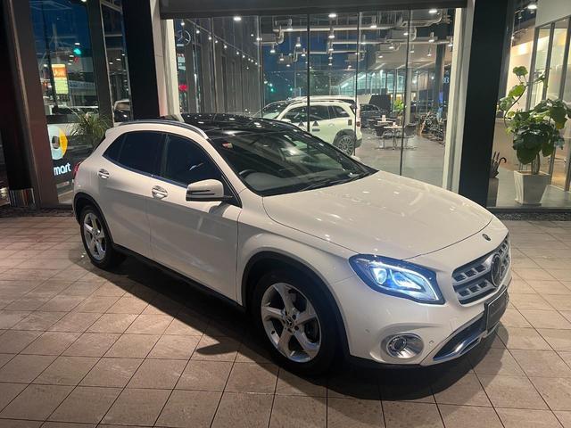 ＧＬＡクラス ＧＬＡ２２０　４マチック　■認定中古車１年保証■プレミアムＰ■レーダーセーフティＰ■Ｈａｒｍａｎ／Ｋａｒｄｏｎロジック７サラウンド■マルチカラーアンビエントライト■パノラミックＳルーフ■前方ドラレコ■本革＆ヒーター付電動シート（15枚目）