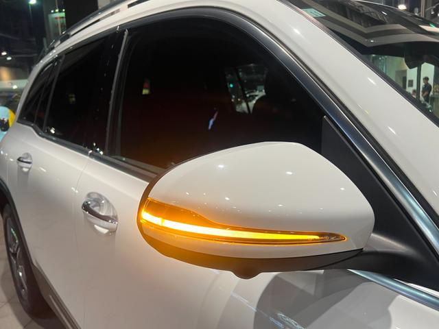 MERCEDES BENZ GLB GLB200D AMG LINE