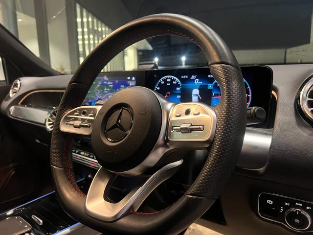 MERCEDES BENZ GLB GLB200D AMG LINE