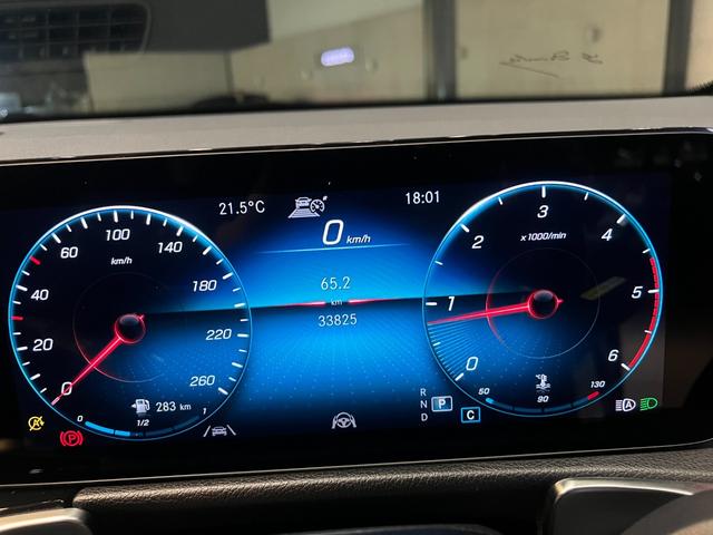 MERCEDES BENZ GLB GLB200D AMG LINE