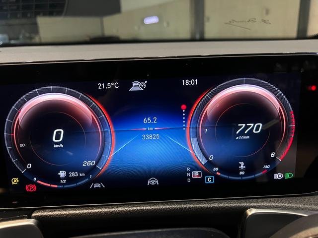 MERCEDES BENZ GLB GLB200D AMG LINE
