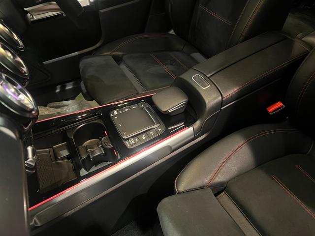 MERCEDES BENZ GLB GLB200D AMG LINE