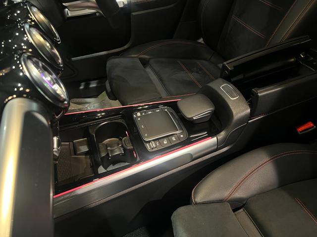 MERCEDES BENZ GLB GLB200D AMG LINE