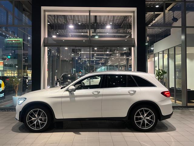 ＧＬＣ ＧＬＣ３００　４マチック　ＡＭＧライン　■認定中古車２年保証■１オーナ■レザーエクスクルージブＰ■パノラミックＳＲ■Ｄレコーダ■エアバランスＰ■ヘッドアップディスプレイ■Ｂｕｒｍｅｓｔｅｒサラウンド■本革■シートベンチレータ■フットトランク（2枚目）