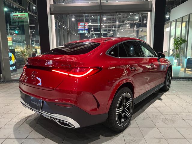 ＧＬＣ ＧＬＣ２２０ｄ　４ＭクペドライバズＰ＋ＡＭＧラインＰ　■新車保証継承■１オーナー■ＡＭＧレザーエクスクルージブＰ■前後Ｄレコーダ■本革■ヘッドアップディスプレイ■Ｂｕｒｍｅｓｔｅｒ３Ｄサラウンド■シート＆ステアリングヒーター■リア・アクスルステアリング（5枚目）