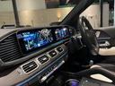 認定中古車「サーティファイドカー」では、 万一お車が故障した場合も、ご購入後2年間は走行距離にかかわらずメルセデス・ベンツ正規サービスネットワークで無料修理いたします。