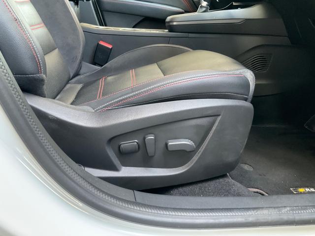 アルカナ ルノー スポール ラインE-テックフルハイブリッド オートクルーズコントロール 衝突被害軽減システム スマートキー レーンアシスト USB 全周囲カメラ シートヒーター クリアランスソナー オートライト パークアシスト アイドリングストップ エアコン(17枚目)