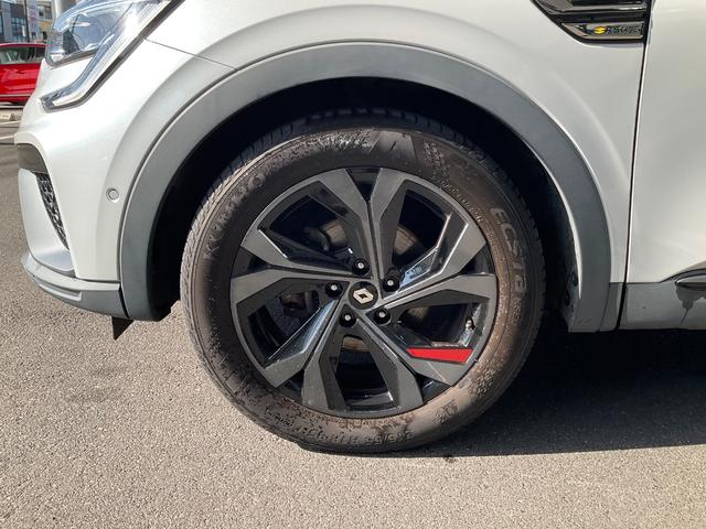 アルカナ ルノー スポール ラインE-テックフルハイブリッド オートクルーズコントロール 衝突被害軽減システム スマートキー レーンアシスト USB 全周囲カメラ シートヒーター クリアランスソナー オートライト パークアシスト アイドリングストップ エアコン(25枚目)