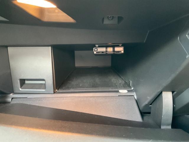 アルカナ ルノー スポール ラインE-テックフルハイブリッド オートクルーズコントロール 衝突被害軽減システム スマートキー レーンアシスト USB 全周囲カメラ シートヒーター クリアランスソナー オートライト パークアシスト アイドリングストップ エアコン(26枚目)