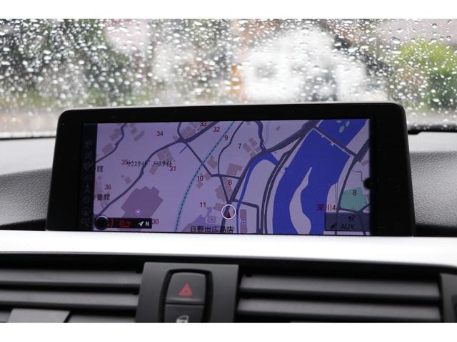 ３２０ｉ　Ｍスポーツ　６速ＭＴ　禁煙車　コンフォートアクセス　ｉｄｒｉｖｅ　Ｂｌｕｅｔｏｏｔｈ　バックカメラ　クリアランスソナー　ＥＴＣ内蔵ルームミラー　オートライト　ＨＩＤ　１８インチＡＷ　走行テスト済車輛(12枚目)