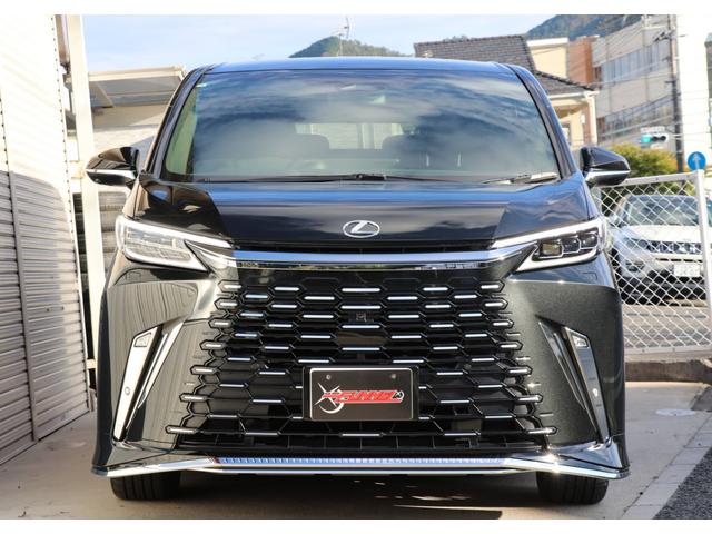 LEXUS LM LM500H EXECUTIVE Best Japan Spec Recon Car for Import Malaysia