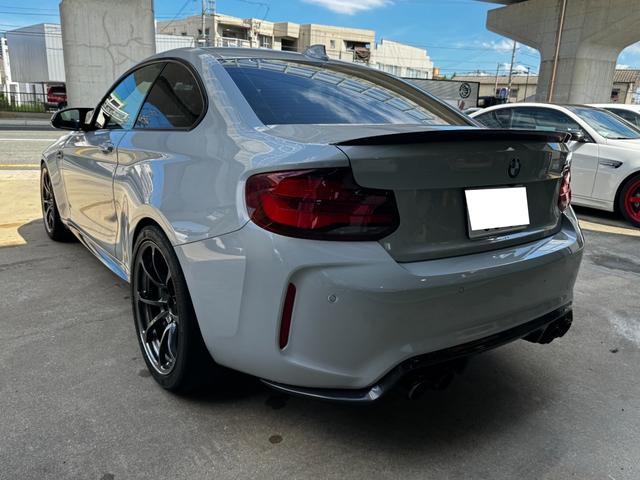 BMW M2 COMPETITION | 2019 | WHITE | 26883 km | details BMW M2 COMPETITION | 2019 | WHITE | 26883 km | details