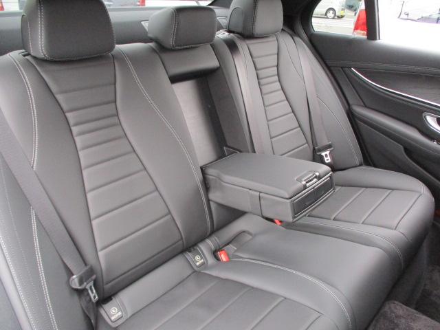 E200 アバンギャルド AMGライン ナッパレザーシート(35枚目)