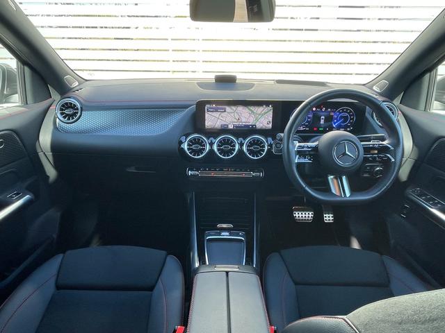 ＥＱＡ ＥＱＡ２５０＋　ＡＭＧラインパッケージ　元デモカー　禁煙車　アドバンスドパッケージ　ＥＱケア継承　ＡＭＧラインパッケージ　マウンテングレー（メタリック）　電動リアゲート　パワーシート　ＭＢＵＸ　ドラレコ　　正規認定中古車　認定中古車保証付（3枚目）