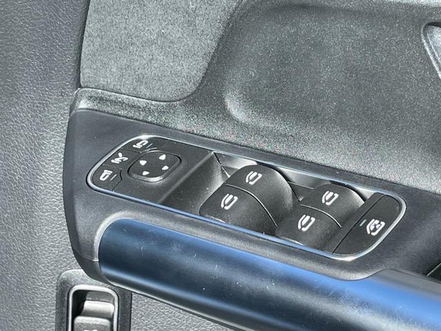 ＥＱＡ ＥＱＡ２５０＋　ＡＭＧラインパッケージ　元デモカー　禁煙車　アドバンスドパッケージ　ＥＱケア継承　ＡＭＧラインパッケージ　マウンテングレー（メタリック）　電動リアゲート　パワーシート　ＭＢＵＸ　ドラレコ　　正規認定中古車　認定中古車保証付（29枚目）