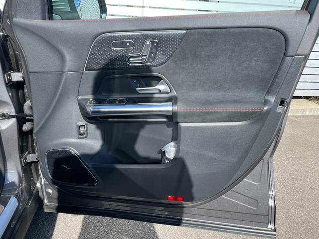 ＥＱＡ ＥＱＡ２５０＋　ＡＭＧラインパッケージ　元デモカー　禁煙車　アドバンスドパッケージ　ＥＱケア継承　ＡＭＧラインパッケージ　マウンテングレー（メタリック）　電動リアゲート　パワーシート　ＭＢＵＸ　ドラレコ　　正規認定中古車　認定中古車保証付（45枚目）