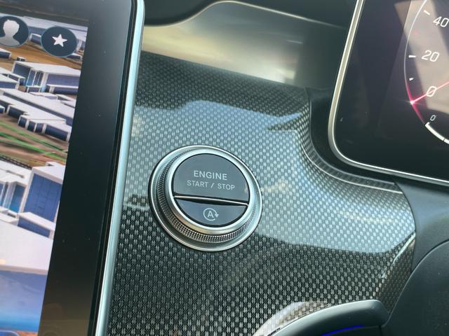 Cクラス C220dアバンギャルド AMGラインパッケージ AMGラインパッケージ ベーシックパッケージ 認定2年保証付 禁煙車 メモリー付パワーシート オブシディアンブラック(メタリック) ドラレコ MBUX 電動リアゲート ヘッドアップディスプレイ(34枚目)