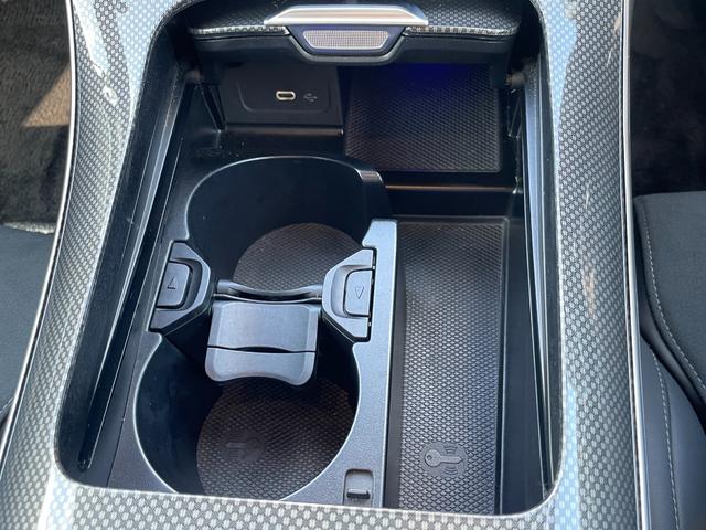 Cクラス C220dアバンギャルド AMGラインパッケージ AMGラインパッケージ ベーシックパッケージ 認定2年保証付 禁煙車 メモリー付パワーシート オブシディアンブラック(メタリック) ドラレコ MBUX 電動リアゲート ヘッドアップディスプレイ(49枚目)