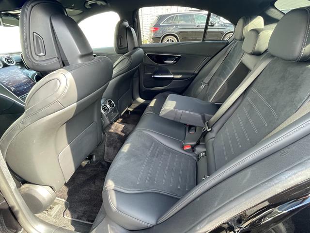 Cクラス C220dアバンギャルド AMGラインパッケージ AMGラインパッケージ ベーシックパッケージ 認定2年保証付 禁煙車 メモリー付パワーシート オブシディアンブラック(メタリック) ドラレコ MBUX 電動リアゲート ヘッドアップディスプレイ(54枚目)