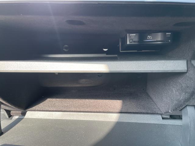 Cクラス C220dアバンギャルド AMGラインパッケージ AMGラインパッケージ ベーシックパッケージ 認定2年保証付 禁煙車 メモリー付パワーシート オブシディアンブラック(メタリック) ドラレコ MBUX 電動リアゲート ヘッドアップディスプレイ(61枚目)