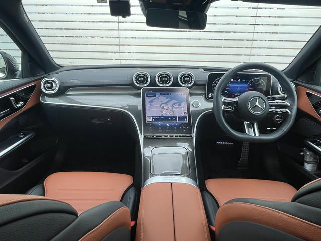 Cクラス C200アバンギャルド AMGラインパッケージ パノラミックスライディングルーフ レザーエクスクルーシブP レザーシエナブラウン/ブラック ベーシックP AMGラインP Mケア継承 認定2年保証付 1オーナー 禁煙車 正規認定中古車 MBUX(3枚目)