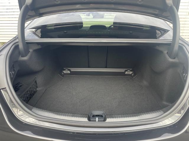 Cクラス C200アバンギャルド AMGラインパッケージ パノラミックスライディングルーフ レザーエクスクルーシブP レザーシエナブラウン/ブラック ベーシックP AMGラインP Mケア継承 認定2年保証付 1オーナー 禁煙車 正規認定中古車 MBUX(60枚目)