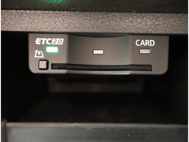 ＳＱ５スポーツバック ベースグレード　認定中古車　ワンオーナー　禁煙車　ＥＴＣ　レザーパッケージ　アダプティブＳスポーツエアサスペンション　ブラックスタイリングパッケージ　プライバシーガラス（30枚目）