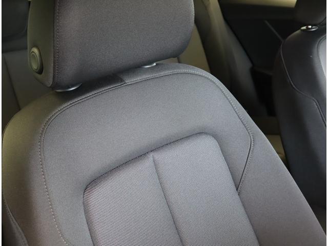 Ｑ２ ３５ＴＦＳＩアドバンスド　認定中古車　ワンオーナー　禁煙車　ＥＴＣ　ナビゲーションパッケージ　コンビニエンス＆アシスタンスパッケージ　テクノロジーパッケージ（14枚目）