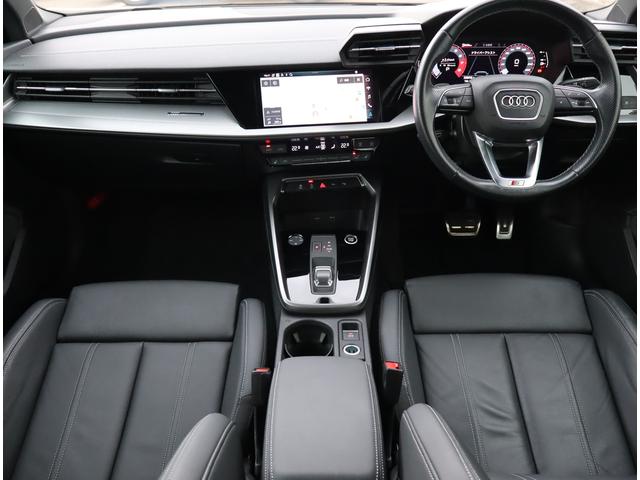 A3 スポーツバック30TFSI Sライン 認定中古車 ワンオーナー 禁煙車 ETC レンタカー コンビニエンス&アシスタンスパッケージ ナビゲーションパッケージ ラグジュアリーパッケージ(6枚目)